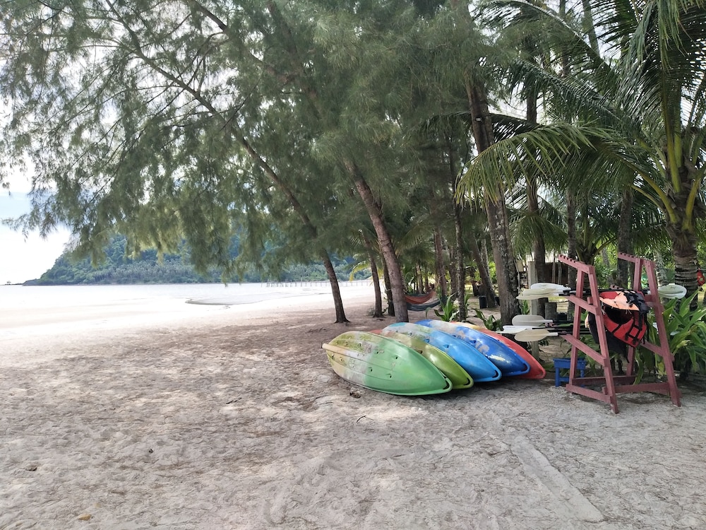 The Sunshine Resort 25/32