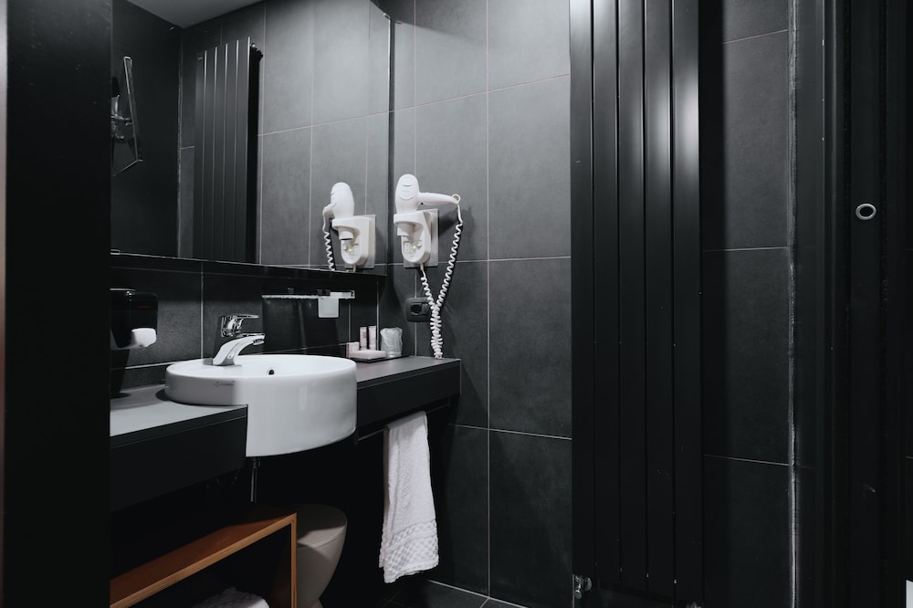 Ipoint Hotel 40/50