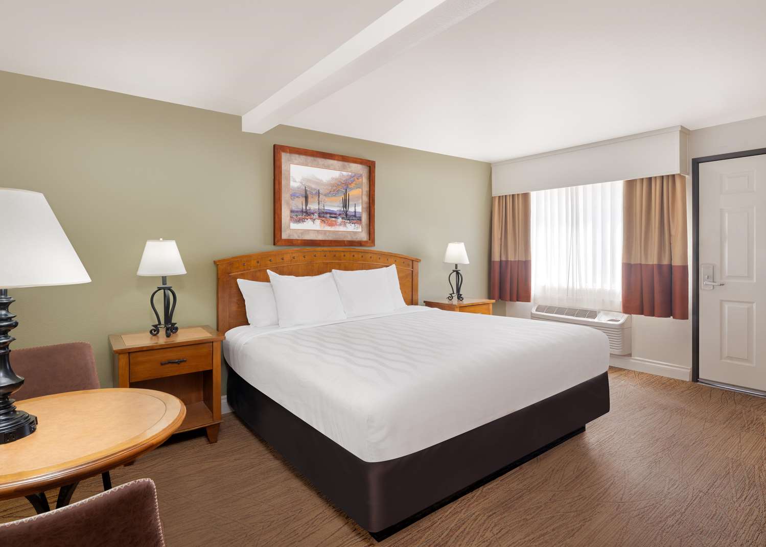 غرفة بسرير كينج لذوي الإعاقة، Best Western Red Hills 3/4