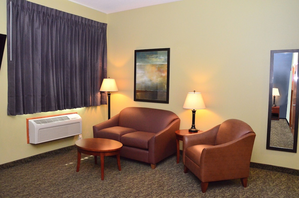 Cobblestone Inn and Suites Newton (ex. Boulders Inn & Suites) 41/55