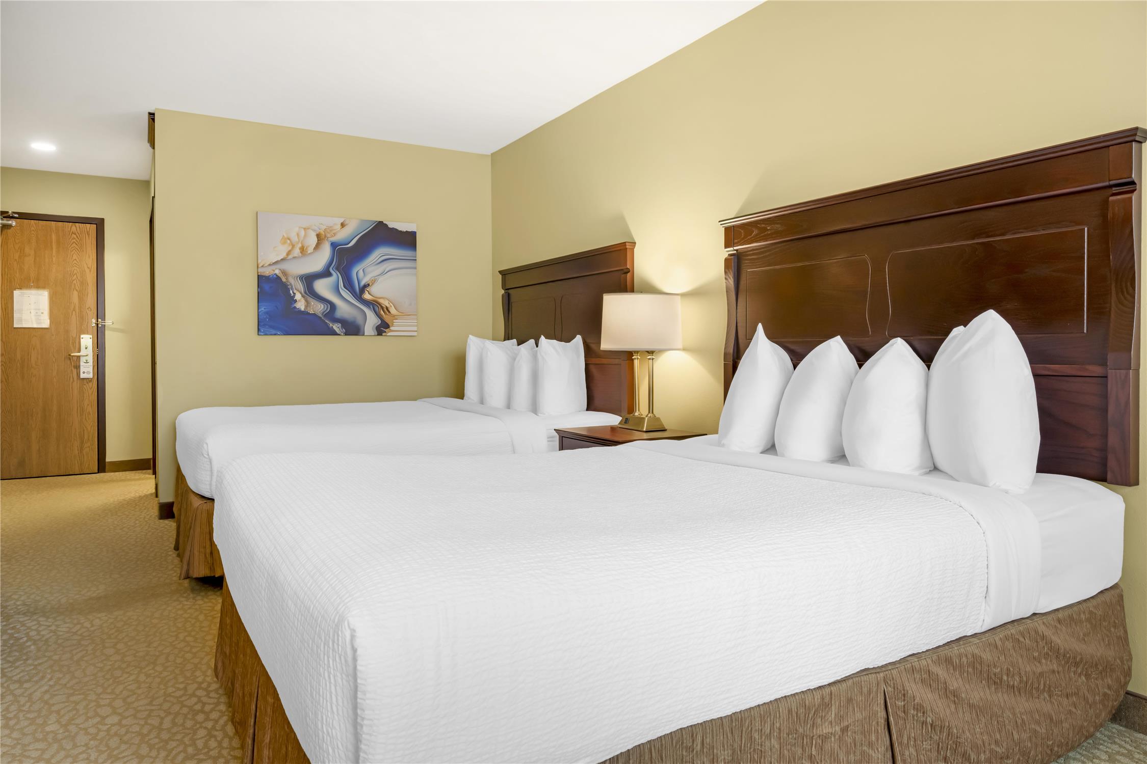 غرفة بسريرين كوين، Best Western Plus Grand-Sault Hotel & Suites 3/7