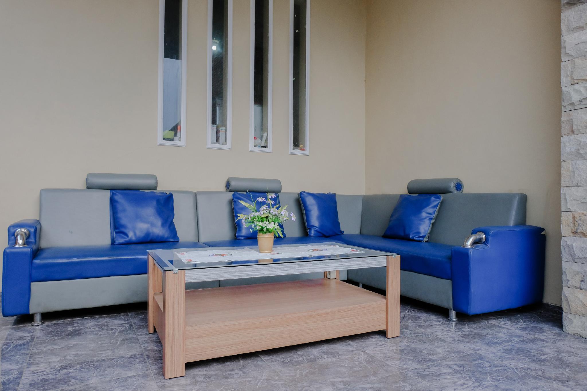 Palem Asri Guest House Syariah 24/40