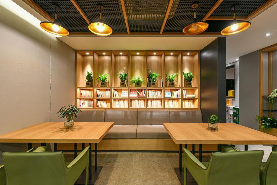 True Go Hotel(Beijing Happy Valley subway station store) 35/37