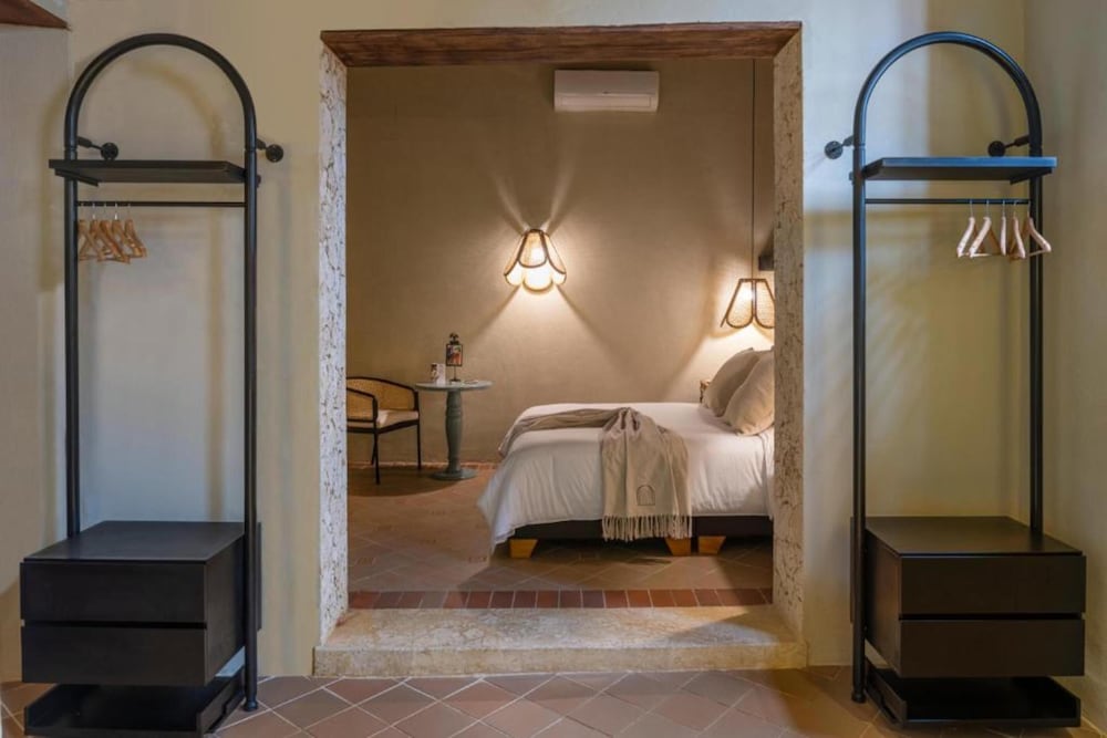 Privado Selfservice Boutique Rooms 30/46
