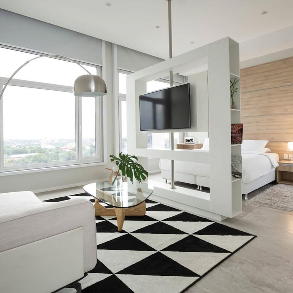 HUB HOTEL ASUNCIÓN 50/72