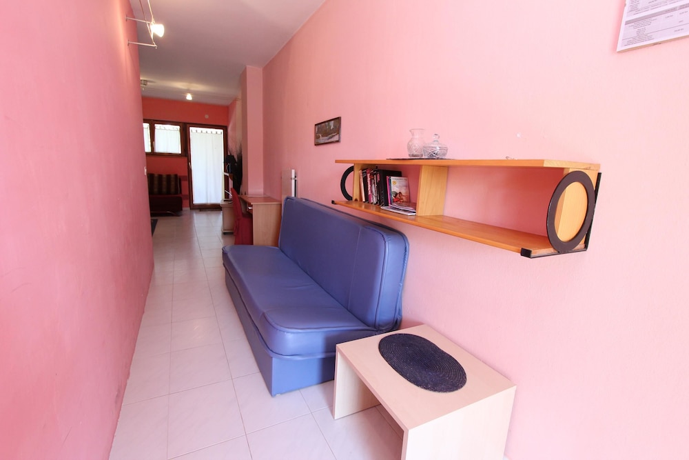 APARTMENTS LORA 42/66