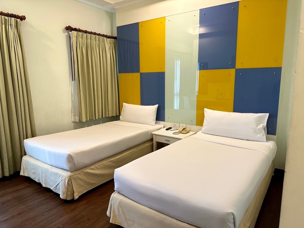 Superior, King Bed
