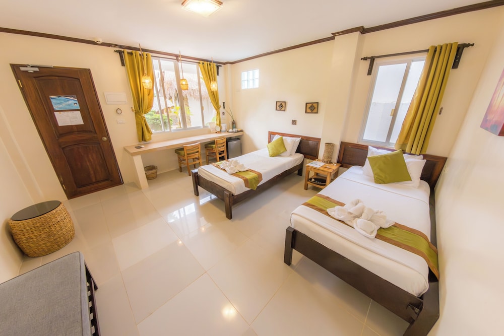 Palms Cove Resort 20/73