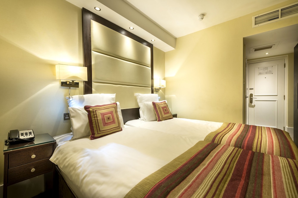 Grand Royale London Hyde Park 14/56
