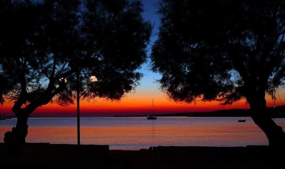 Paros Hotel 28/43