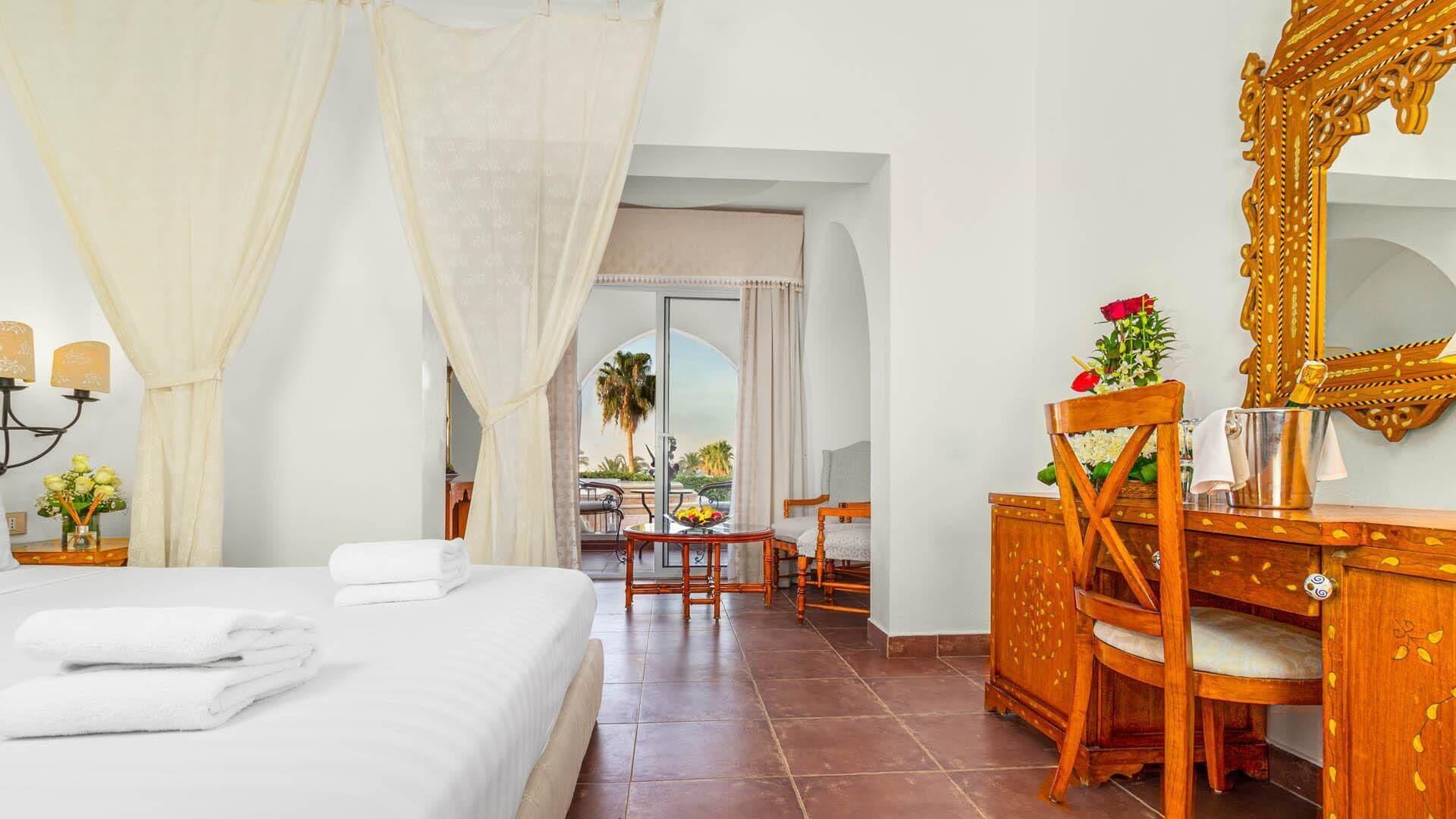 غرفة بريستيج ديلوكس بسرير كوين أو سريرين منفصلين بإطلالة على المسبح، TOP Domina Coral Bay Resort 2/5