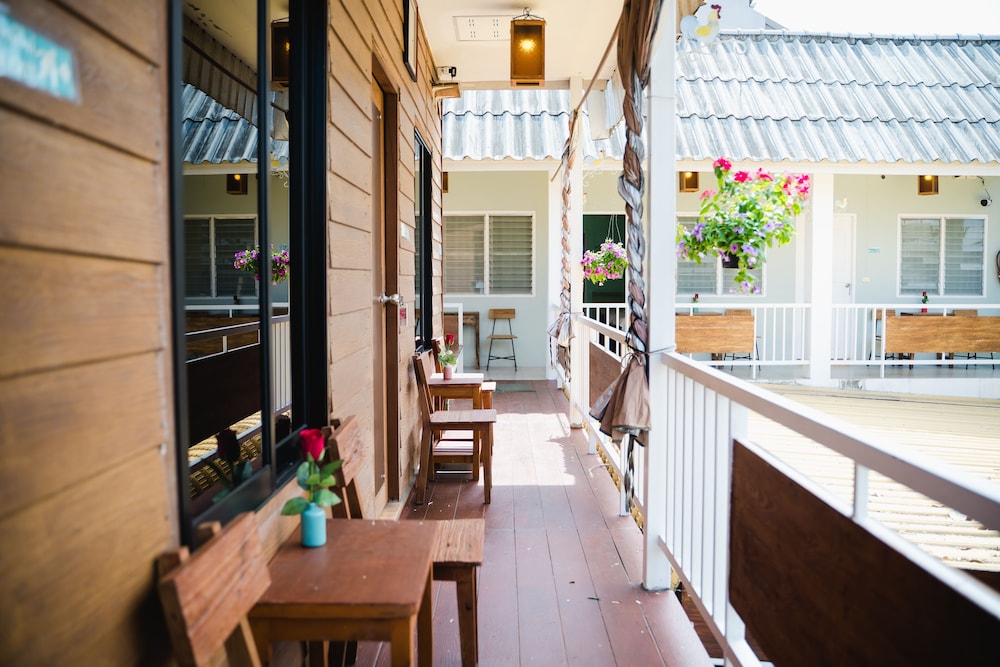 Sabuy Chiangmai Bed & Breakfast 11/73
