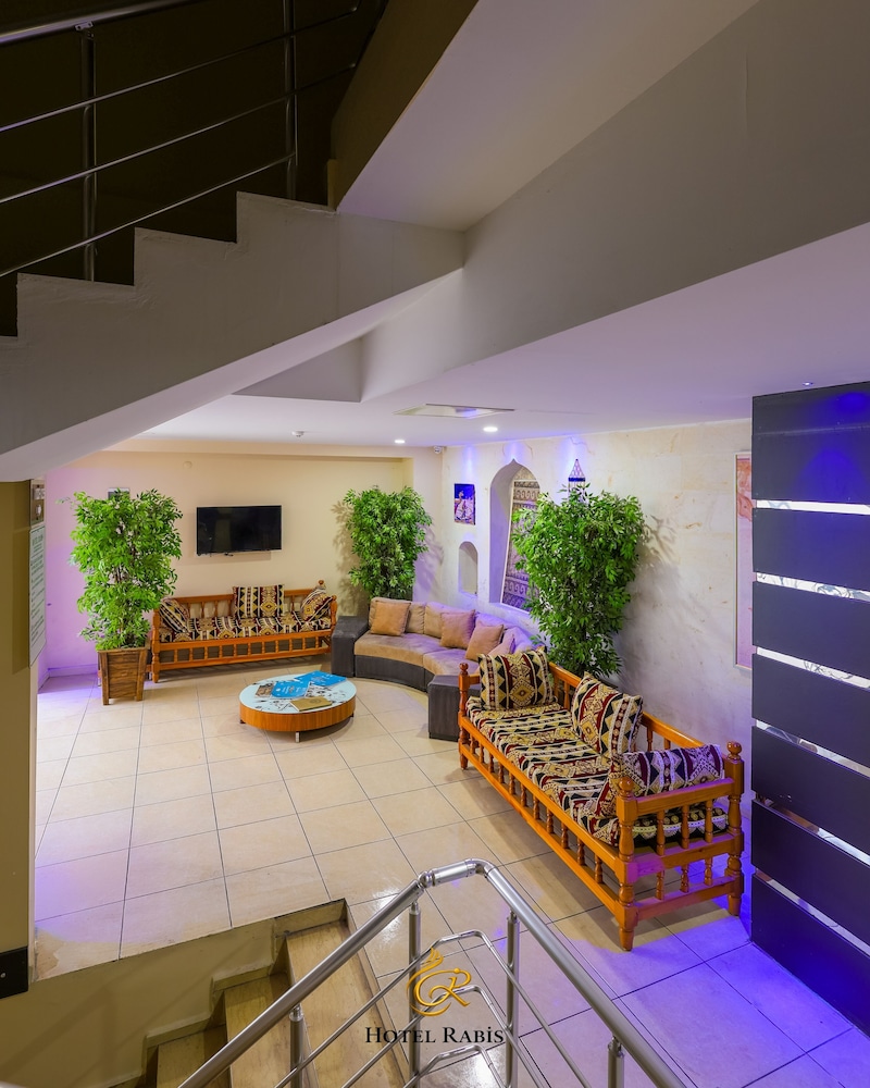 Rabis Hotel 32/45