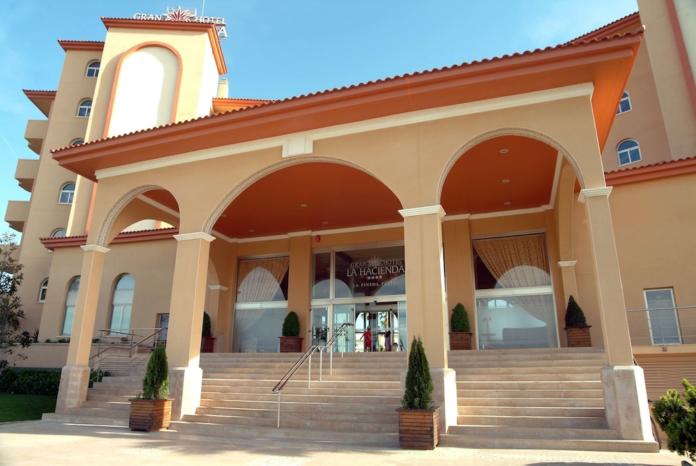 Ohtels La Hacienda 6/75