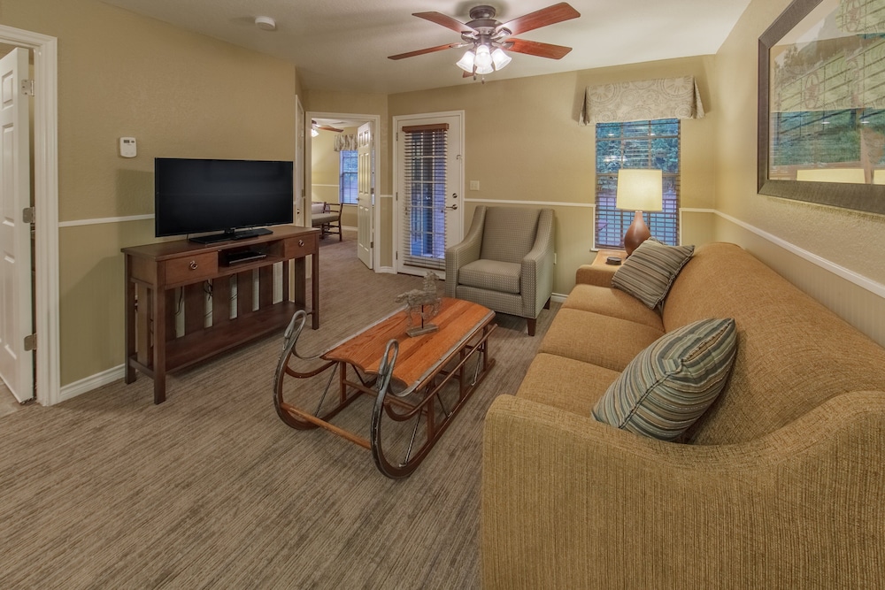 Holiday Inn Club Vacations Villages Resort Lake Palestine 40/63