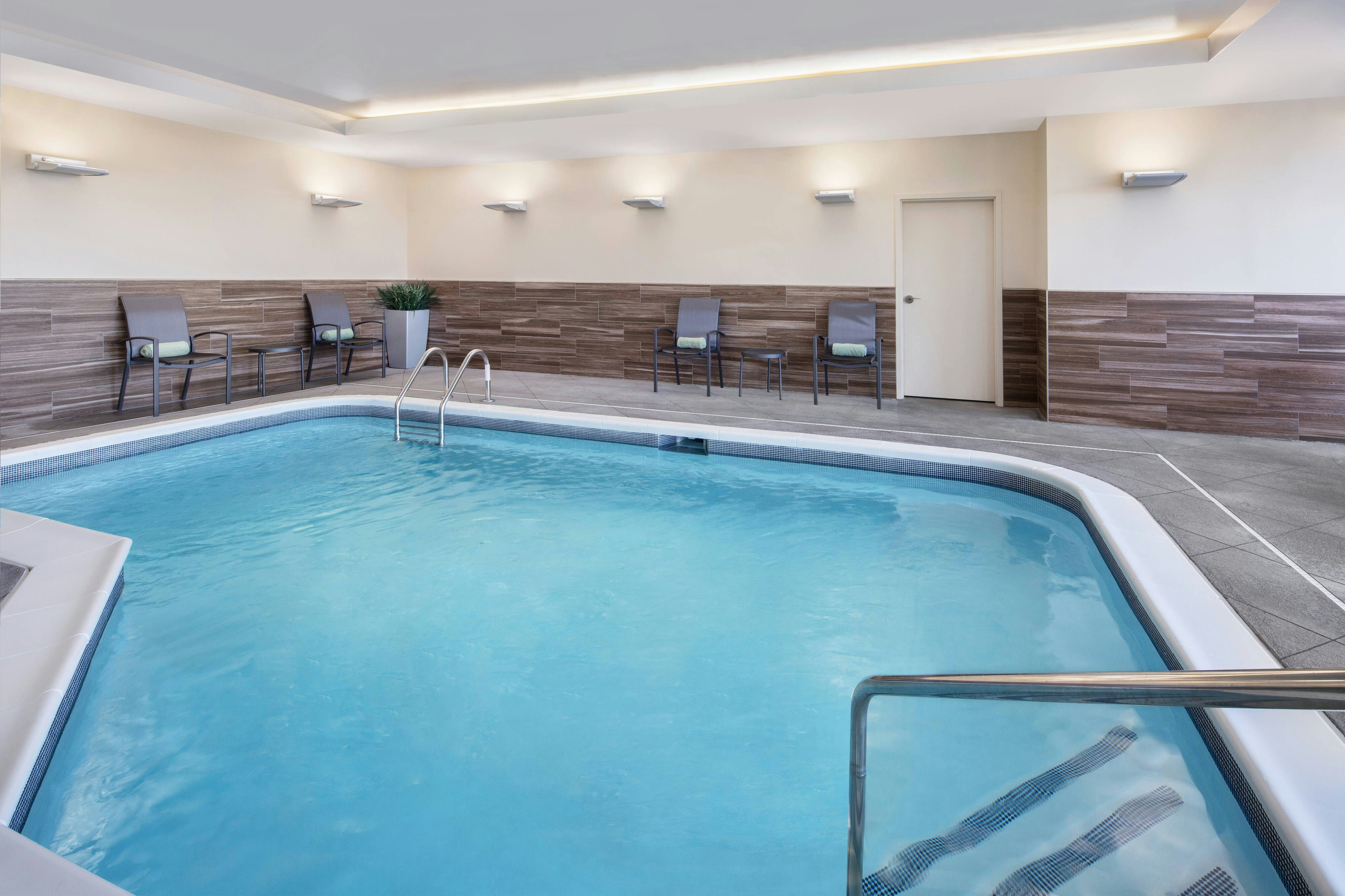 Fairfield Inn & Suites By Marriott Poplar Bluff 13/26