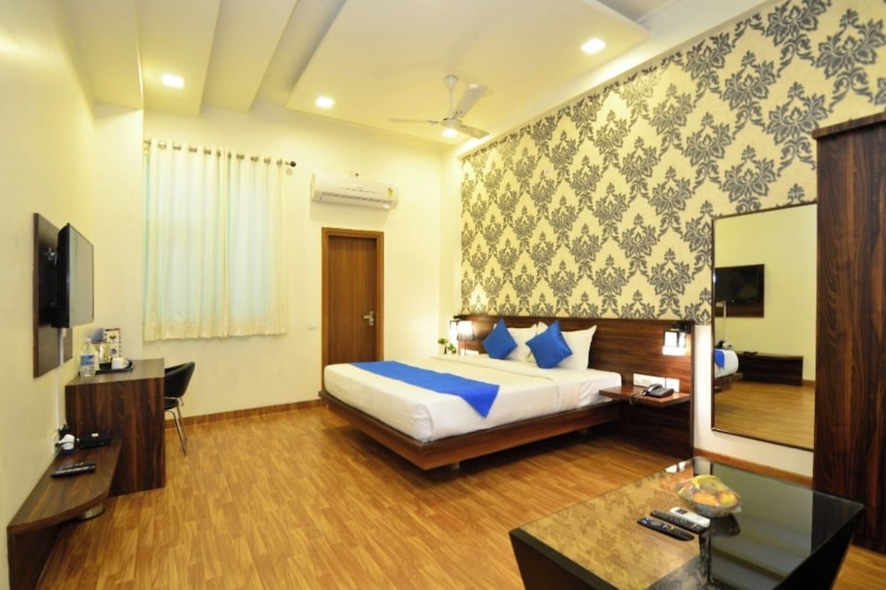 Hotel Sapphire World 6/37