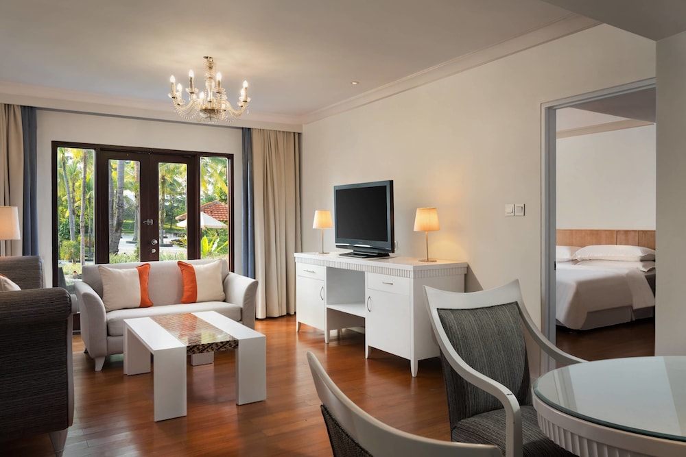 SHL Hotel and Resort 47/77