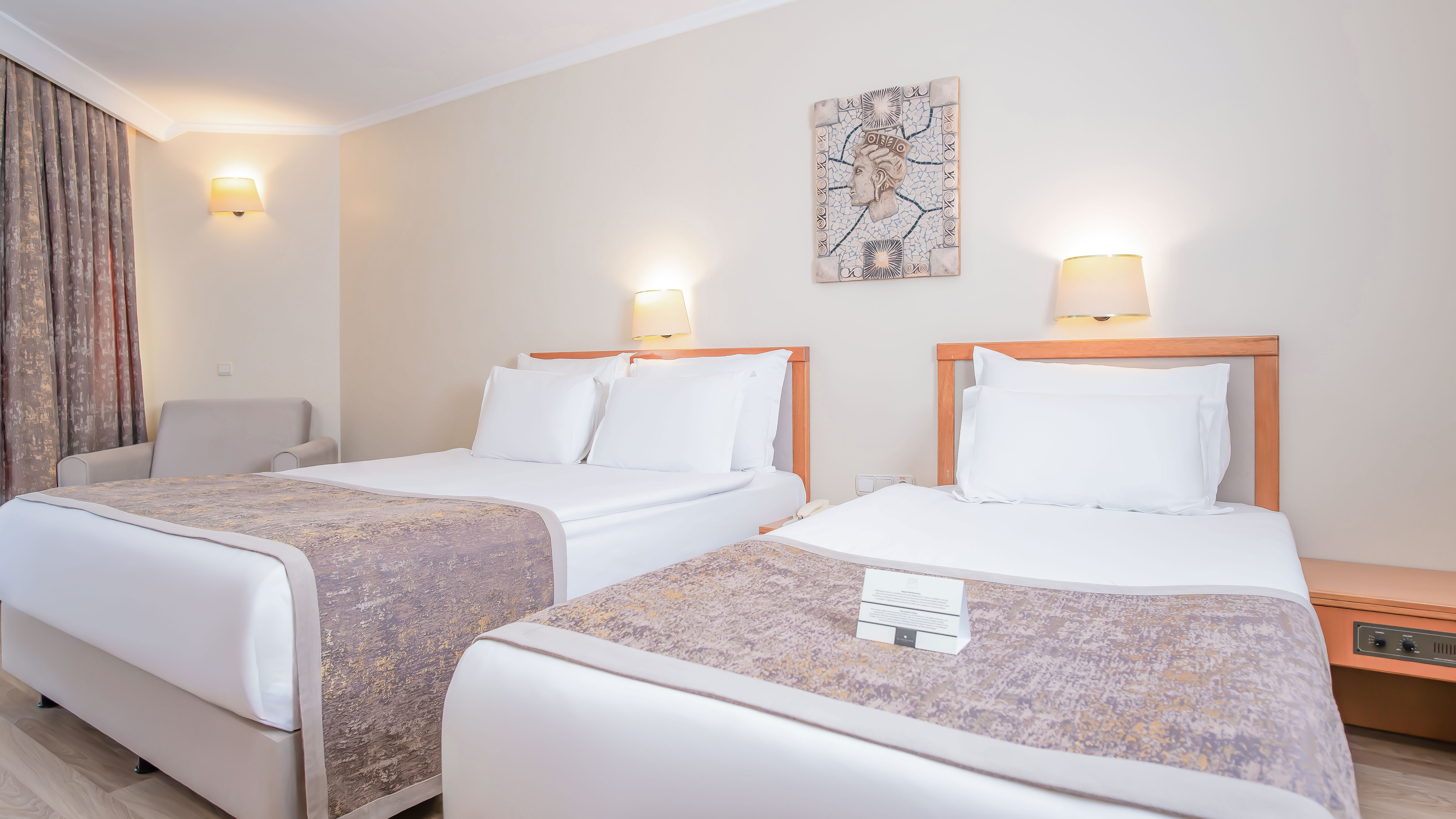 Room, Single, Double Bed, Lateral Side Sea View
