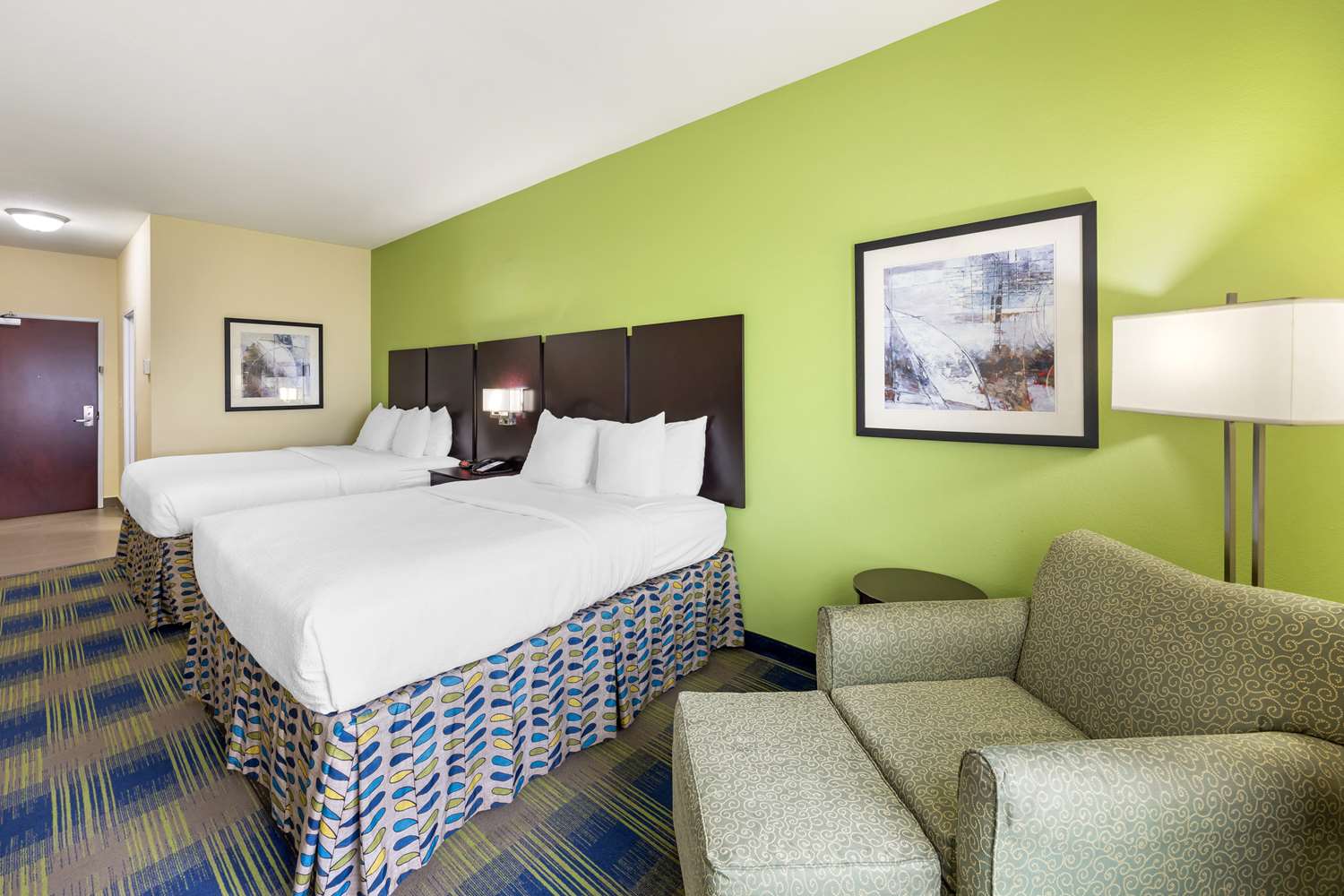 غرفة بسريرين كوين، Best Western Plus Pratt 2/3