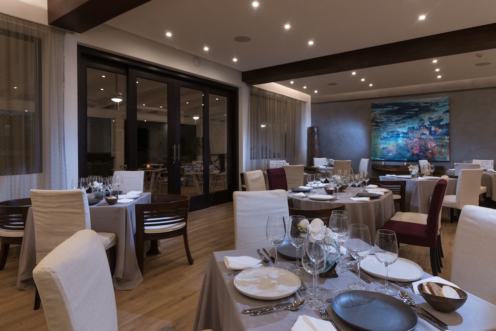Hotel Casa Hemingway 60/76