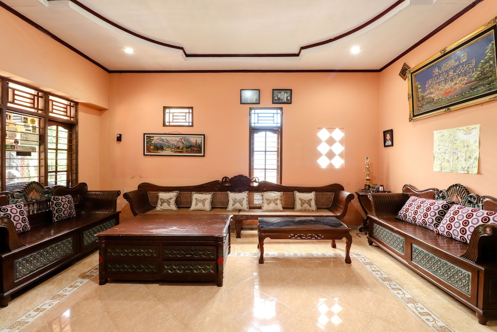 Nurudin House by ZUZU 35/50