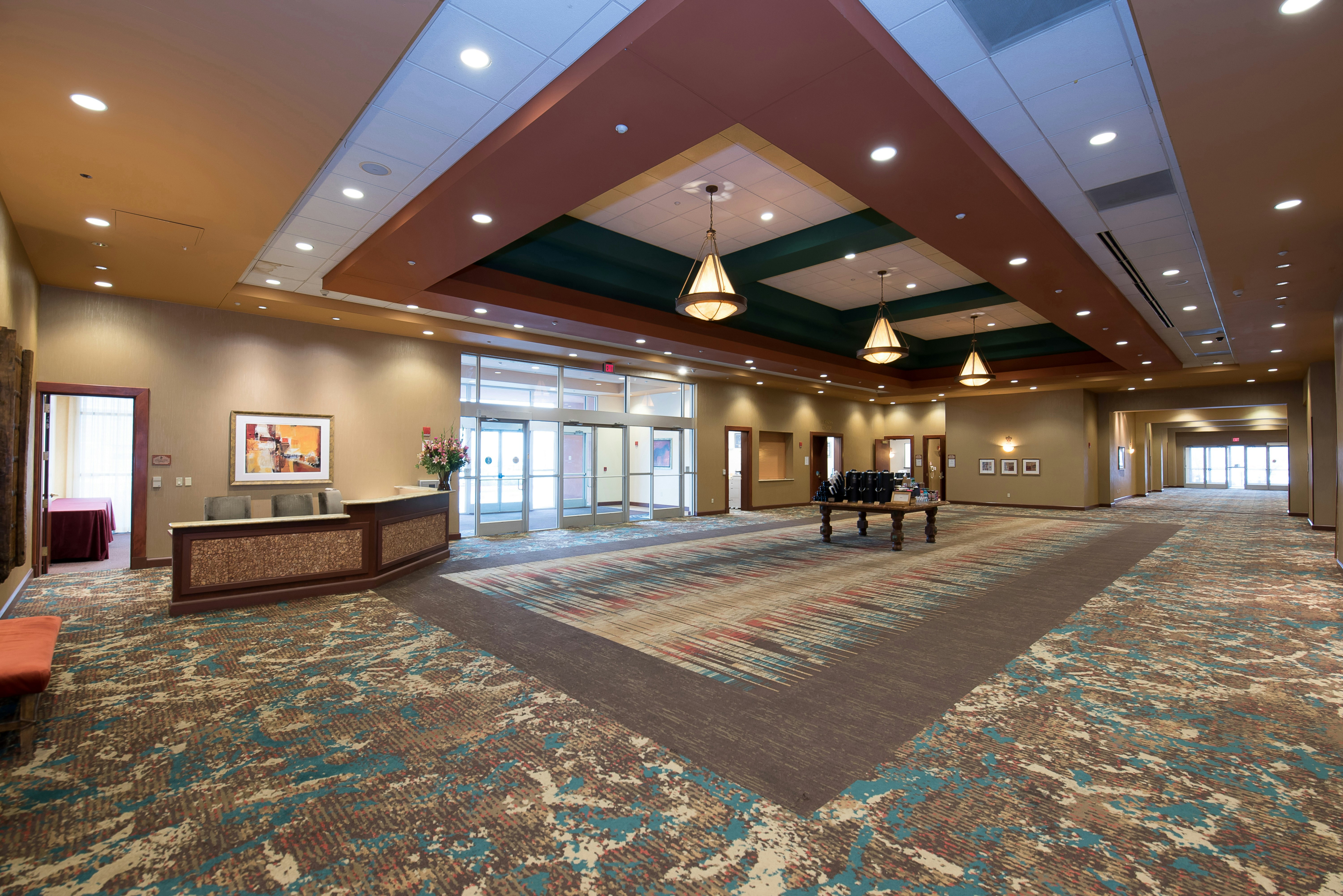 Embassy Suites by Hilton Albuquerque 8/63