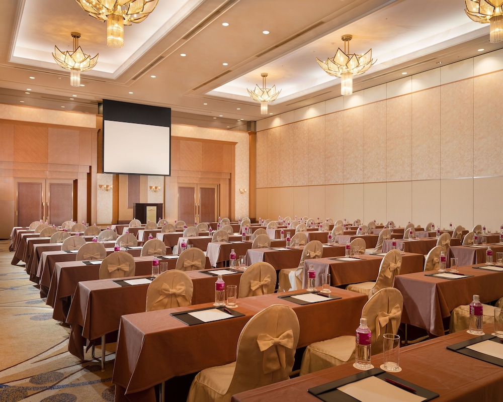 Ana Crowne Plaza Chitose 67/78
