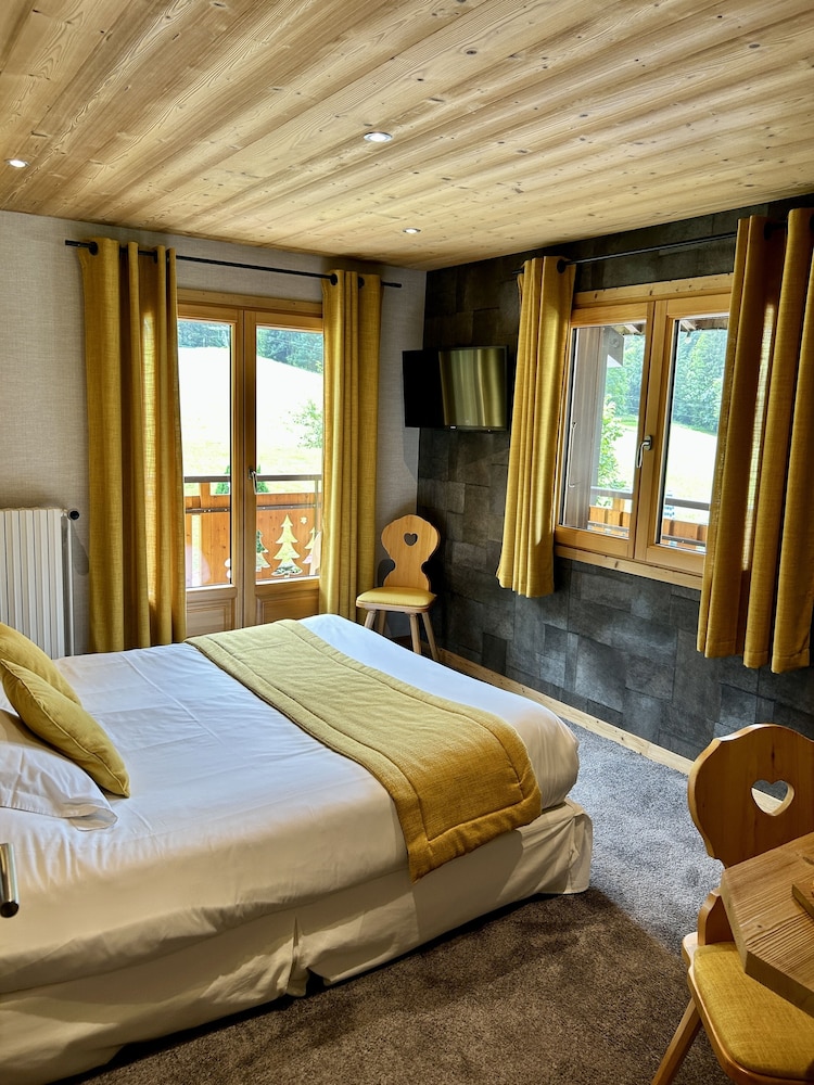 SUPERIOR, DOUBLE BED