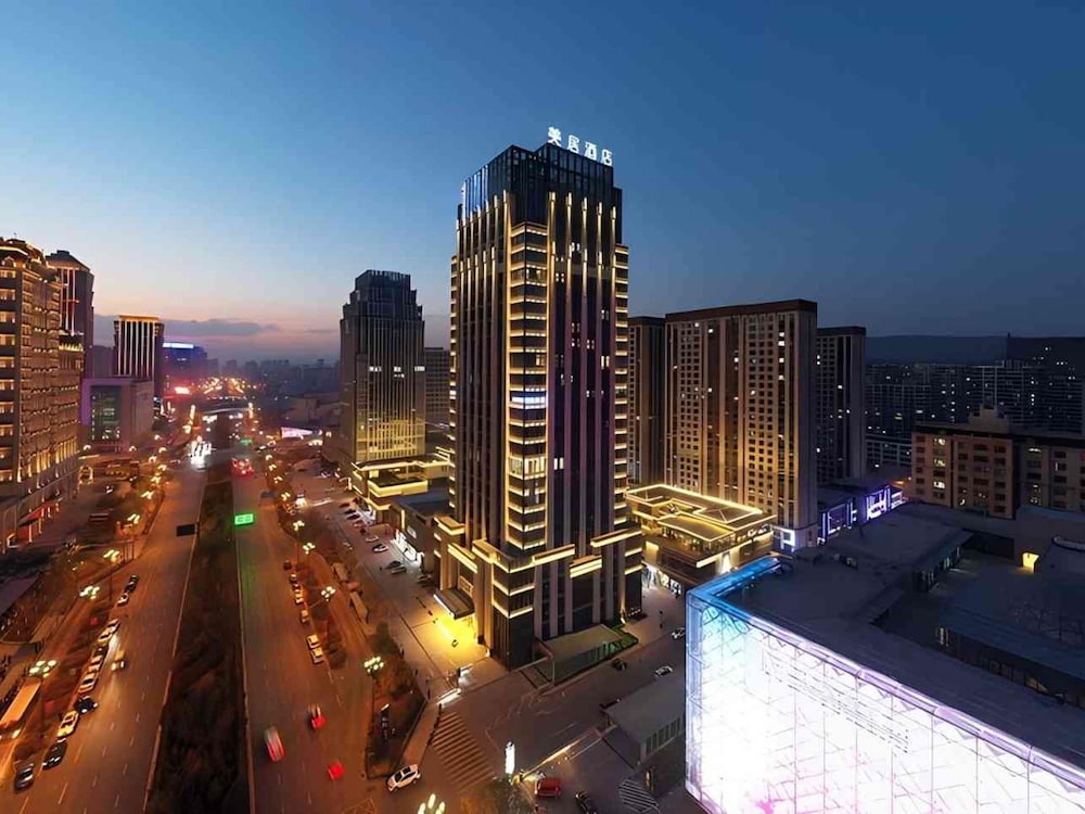 Mercure Xining Haihu CBD 45/50