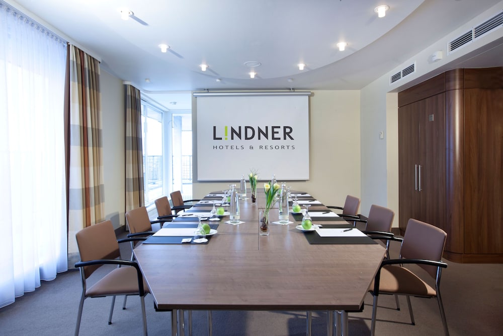 Lindner Hotel Hamburg Am Michel, part of JdV by Hyatt 62/69