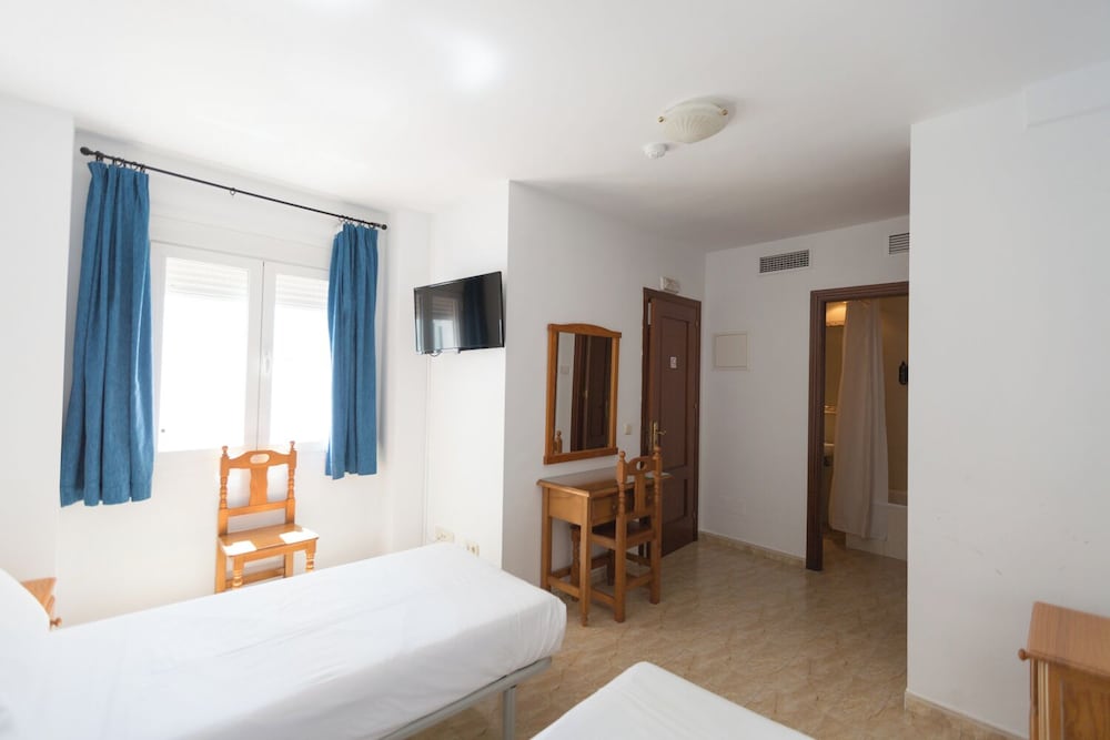 Hotel Mediterraneo 11/50