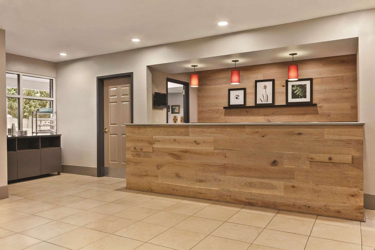 Country Inn and Suites by Radisson, Petersburg, VA 6/34