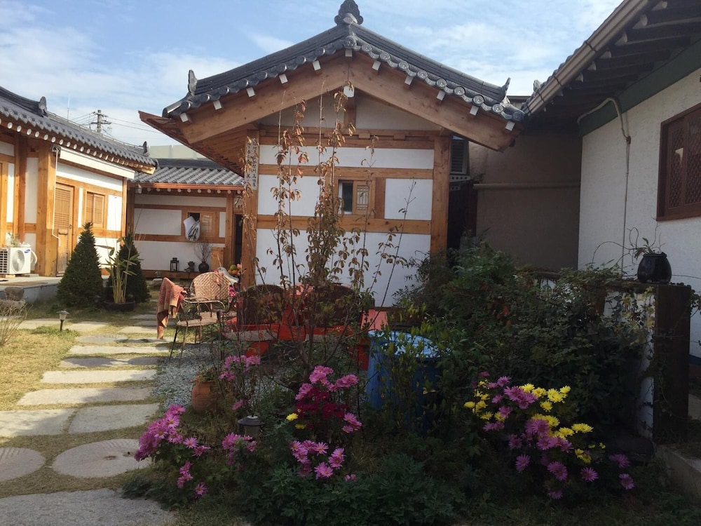 Dorandoran Guesthouse 42/47