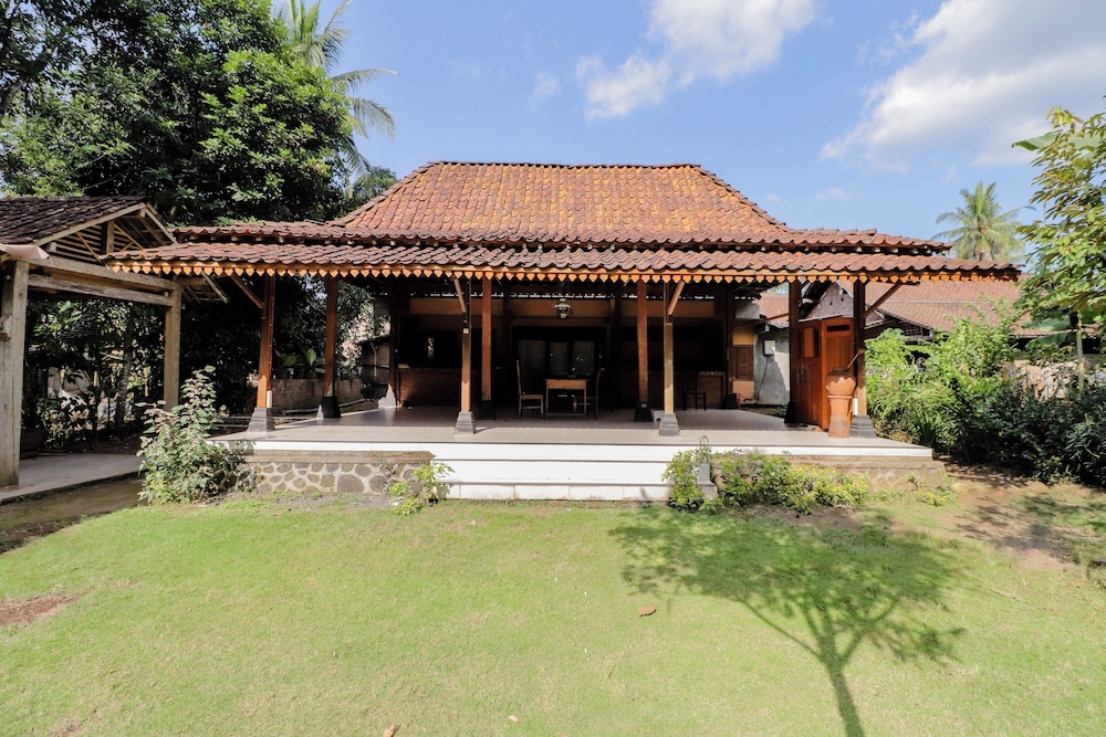 Nurudin House by ZUZU 41/50