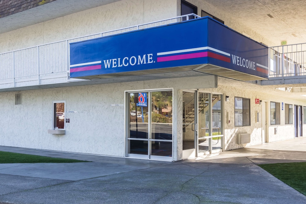 Motel6 Oroville, CA in OROVILLE - CA