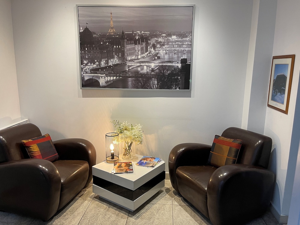 RESIDHOTEL IMPERIAL RENNEQUIN 19/29