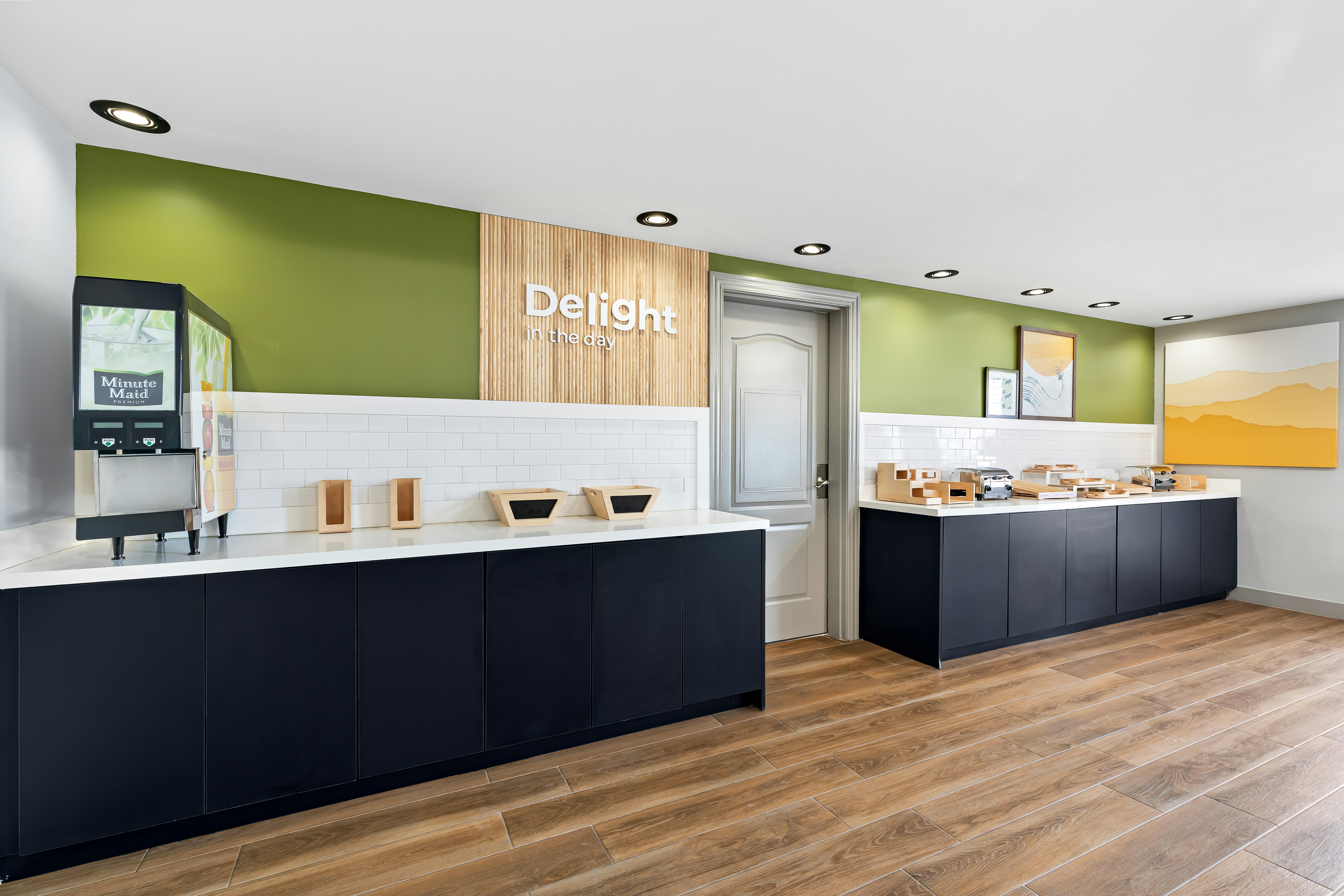Spark by Hilton Redlands 4/40