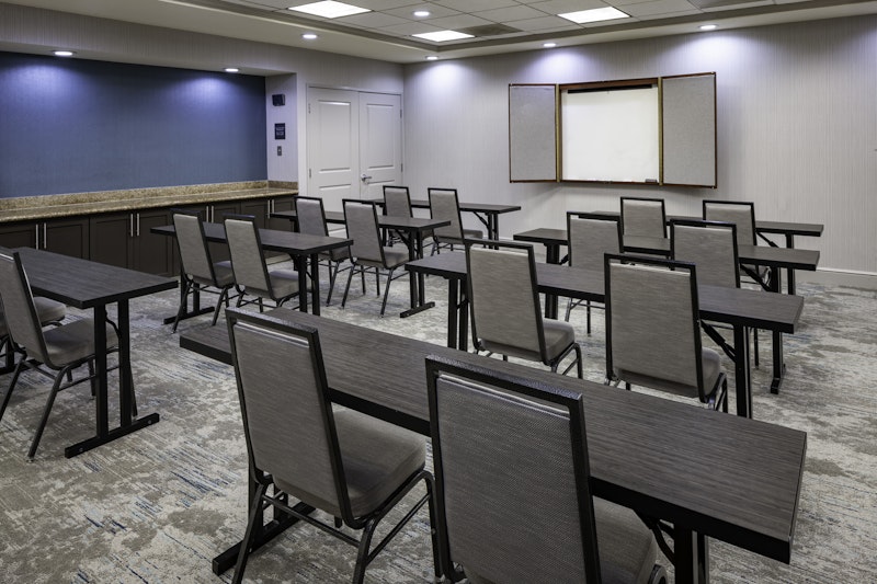 Hilton Garden Inn San Diego/Rancho Bernardo 67/78