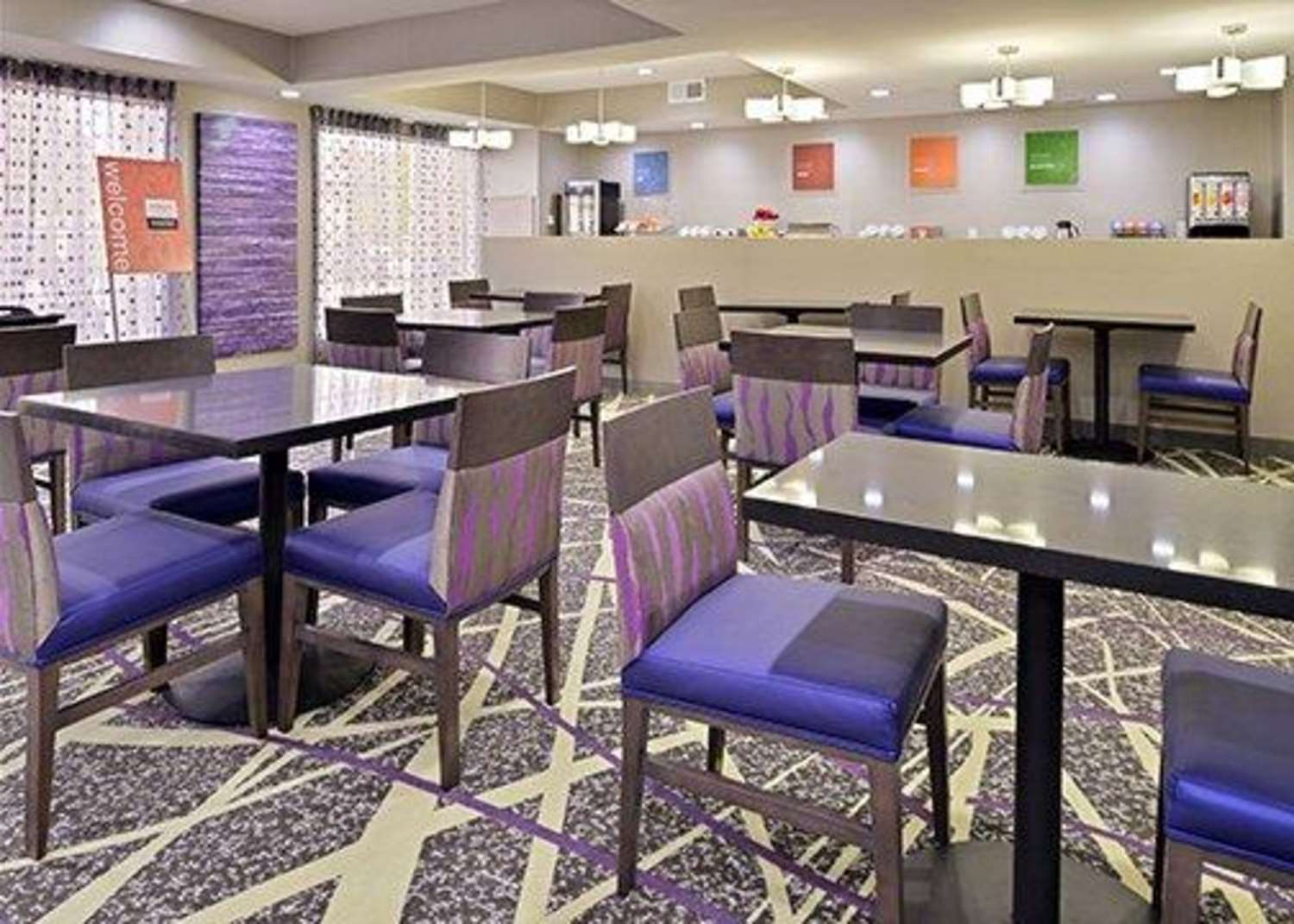 restaurant cafeteria