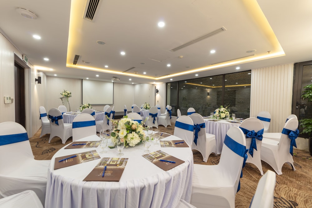 FTE Ba Dinh Hotel 40/48