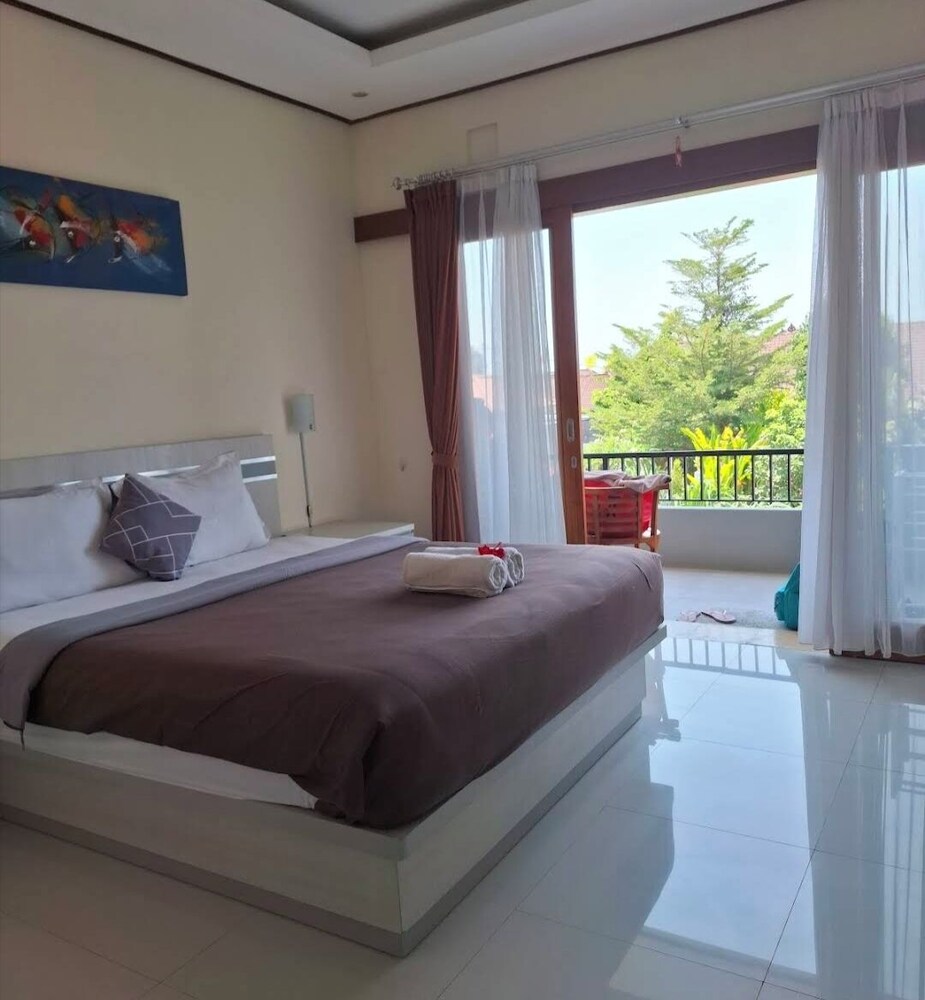 Mailaku House 13/50