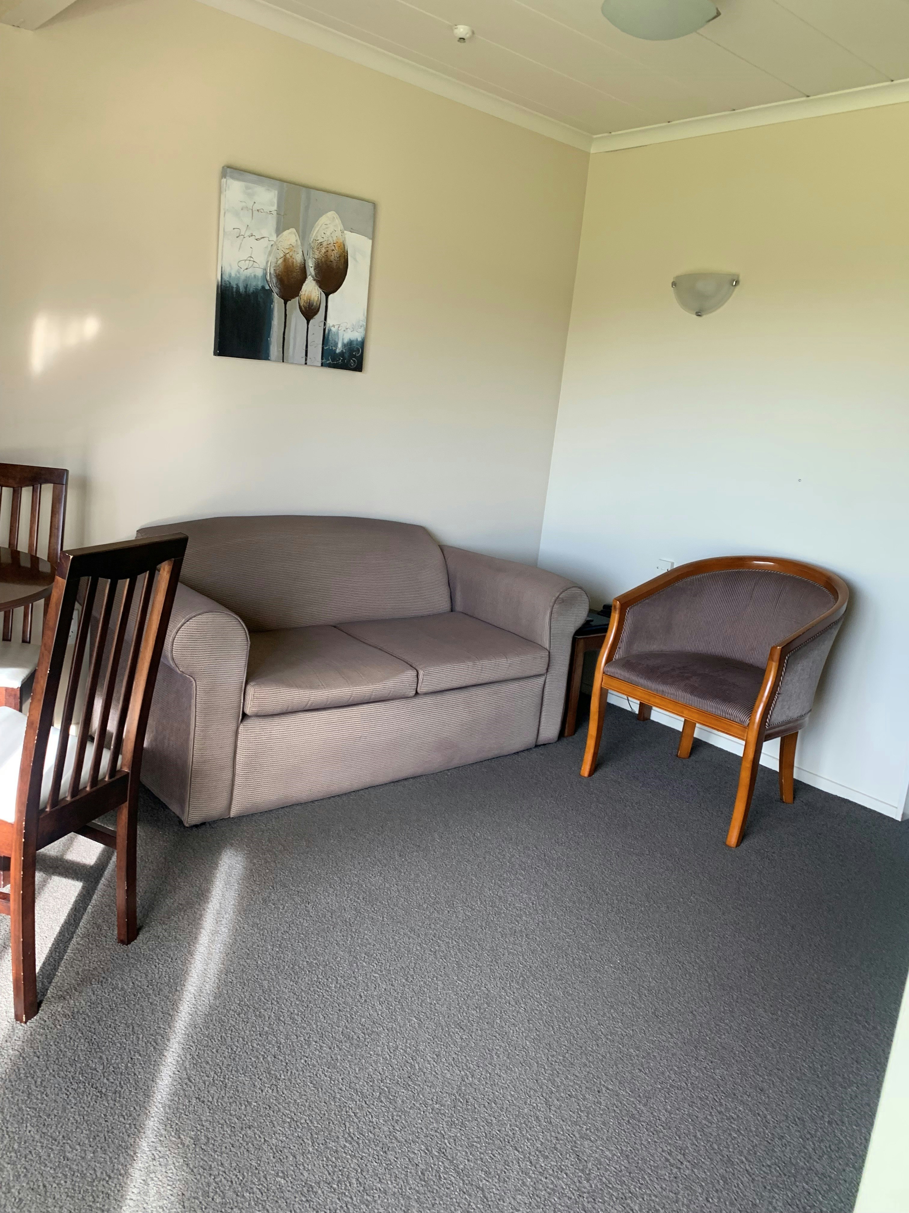 Admirals Motor Inn 59/77