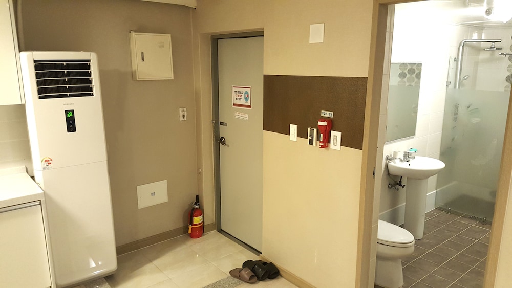 Hotel Joy 48/49