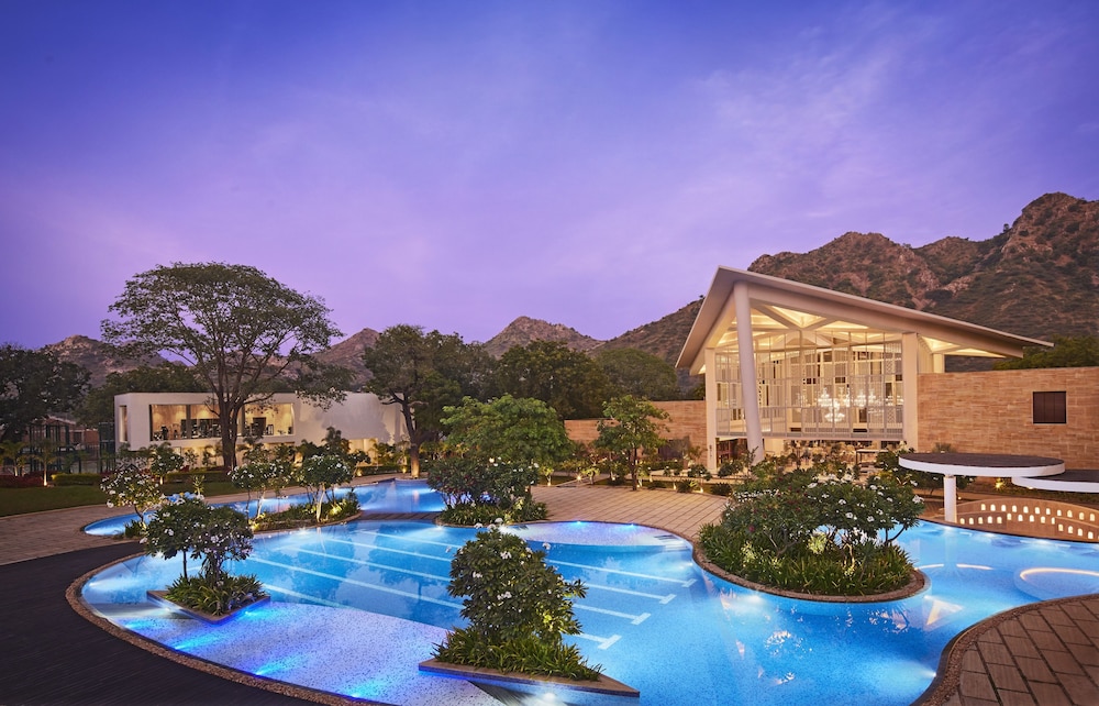 Taj Aravali Resort And Spa Udaipur 9/85
