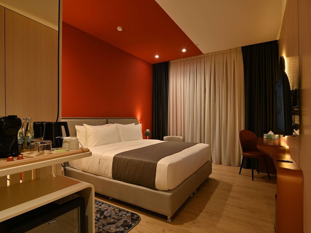 Mercure Tashkent North 24/90