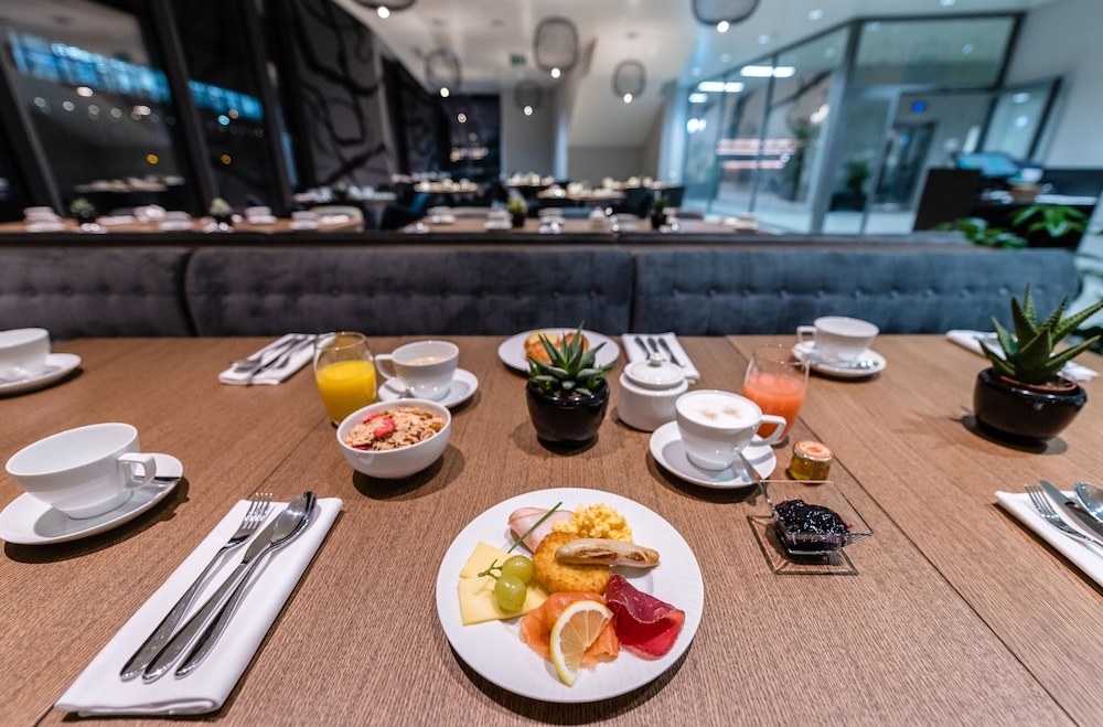 Mercure Geneva Airport 27/47