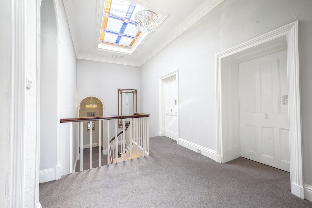 Latimer House 3/49
