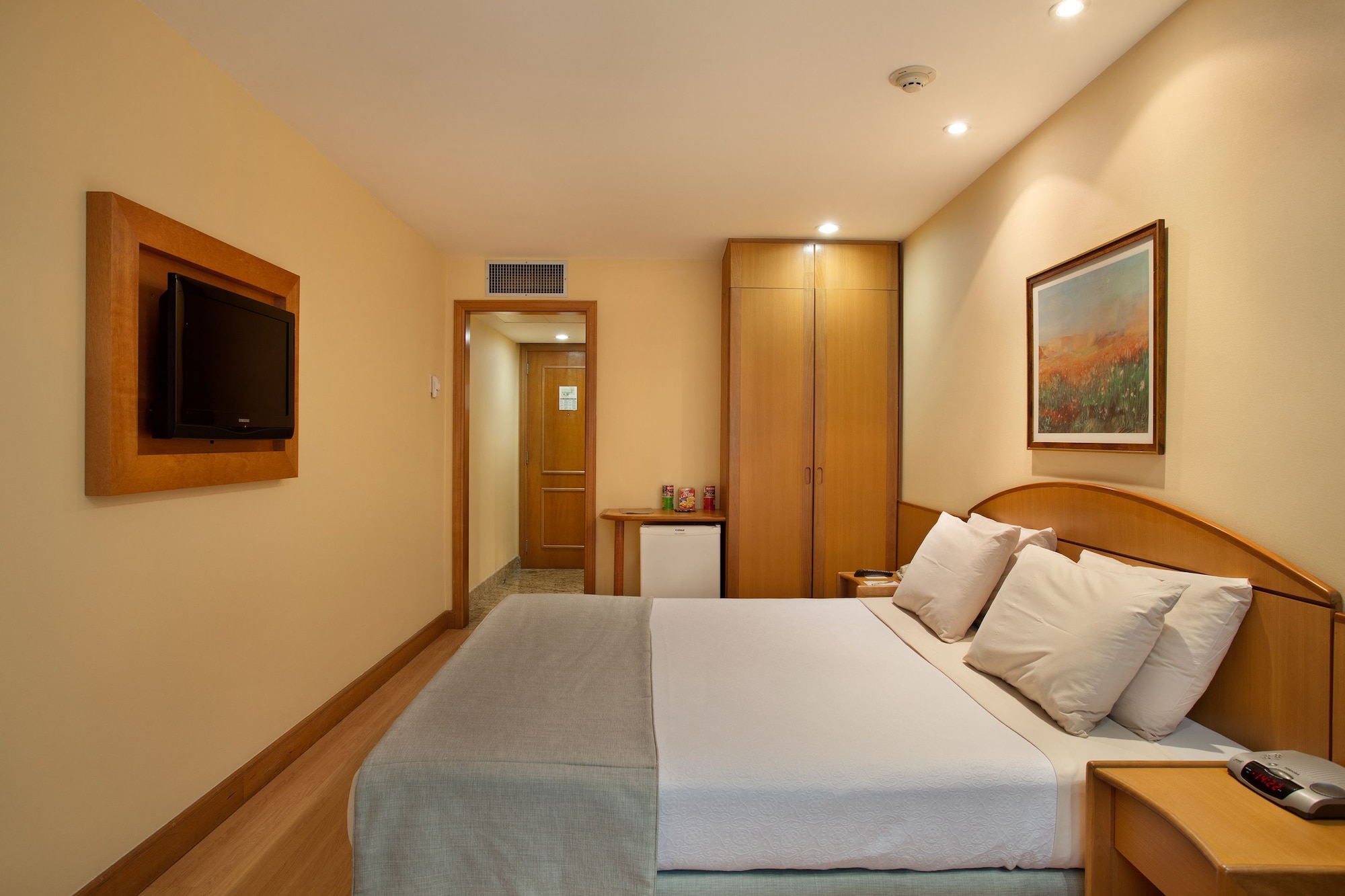 STANDARD, TWIN BEDS