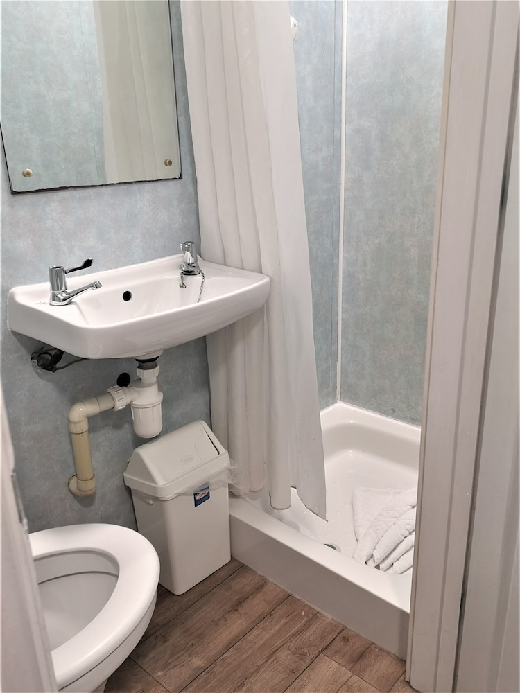 Carnmarth Hotel 48/50